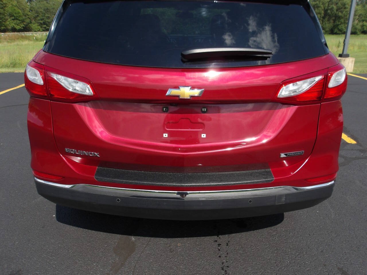 Used 2018 Chevrolet Equinox Premier FWD image 34