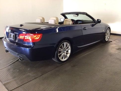 Used 2012 BMW 335i Convertible RWD image 9