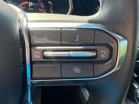 Used 2025 GMC Canyon Elevation w/ Convenience Package RWD image 13