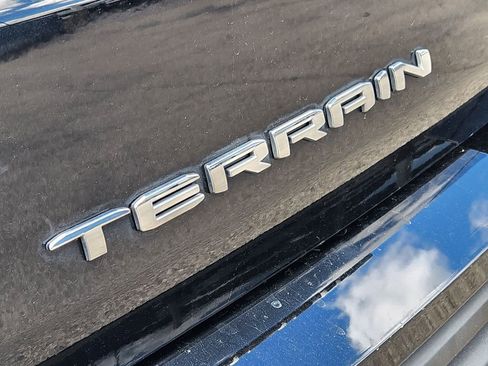 Certified 2022 GMC Terrain SLE w/ Driver Convenience Package FWD image 12