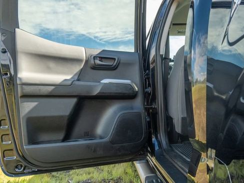 Used 2021 Toyota Tacoma SR5 image 20