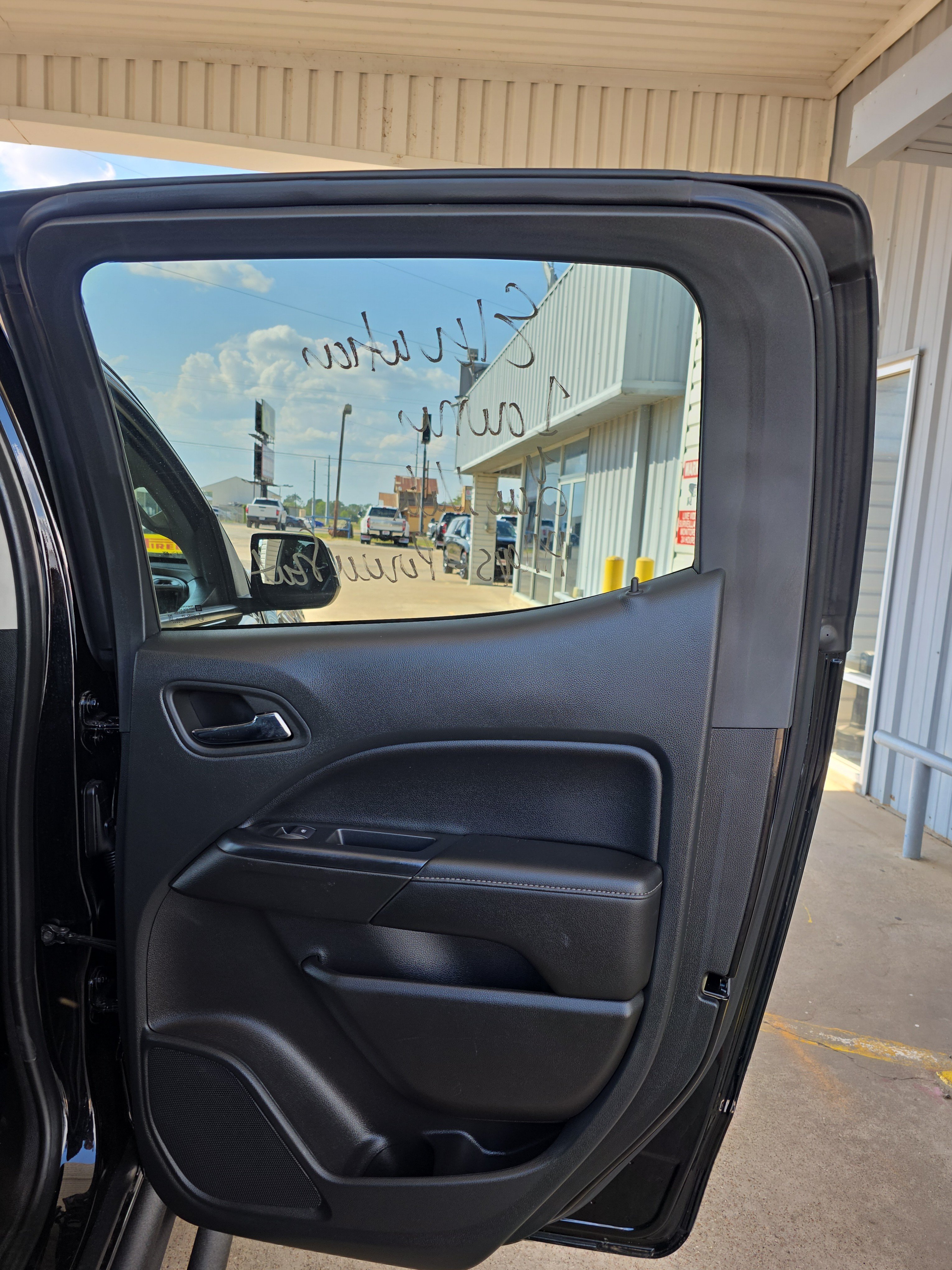 Used 2022 GMC Canyon Elevation w/ Elevation Premium Package RWD image 21