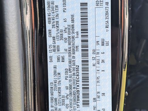 New 2026 Ford F250 Lariat w/ Black Appearance Package image 28