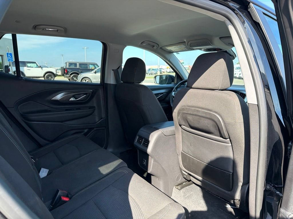 Used 2024 GMC Terrain SLE AWD/4WD image 19