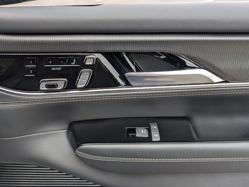Used 2025 Jeep Grand Wagoneer Series II Obsidian w/ Quick Order Packagew 28T AWD/4WD image 23