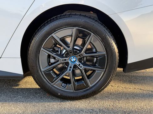 Certified 2023 BMW i4 eDrive35 image 19