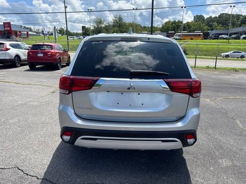 Used 2020 Mitsubishi Outlander ES FWD image 7