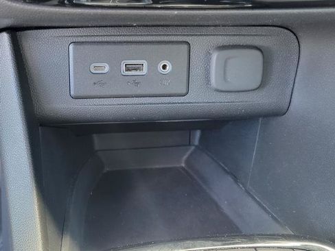 Used 2023 Buick Encore GX Preferred w/ Cold Weather Comfort Package FWD image 20