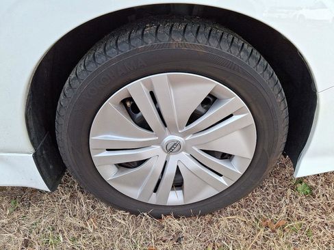 Used 2023 Nissan Leaf S image 6