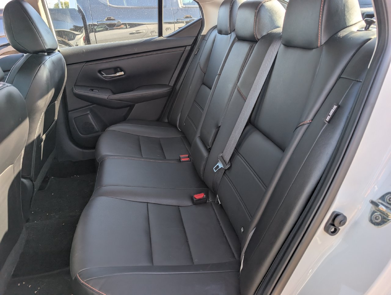 Used 2022 Nissan Sentra SR w/ SR Premium Package FWD image 28