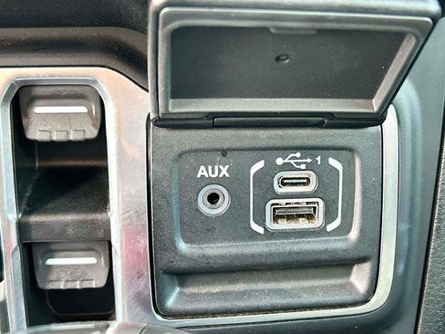 Used 2024 Jeep Wrangler Unlimited Sport AWD/4WD image 28