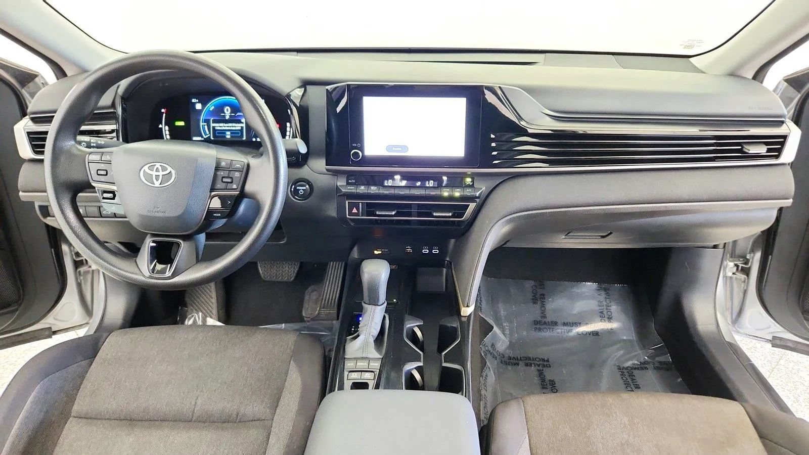 Used 2025 Toyota Camry LE FWD image 26