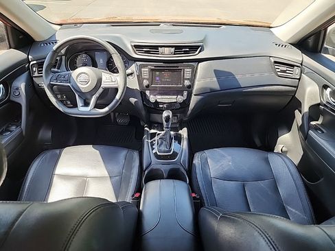 Used 2019 Nissan Rogue SL w/ Premium Package AWD/4WD image 17