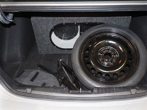 Used 2015 Chevrolet Cruze LS image 10