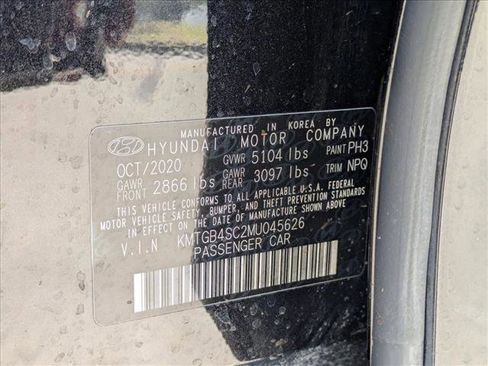 Used 2021 Genesis G80 2.5T w/ Advanced Package image 24