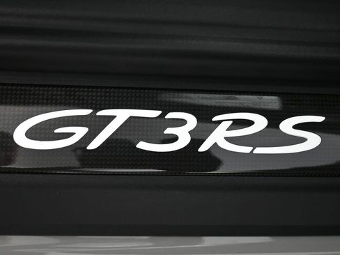 Used 2019 Porsche 911 GT3 RS image 26