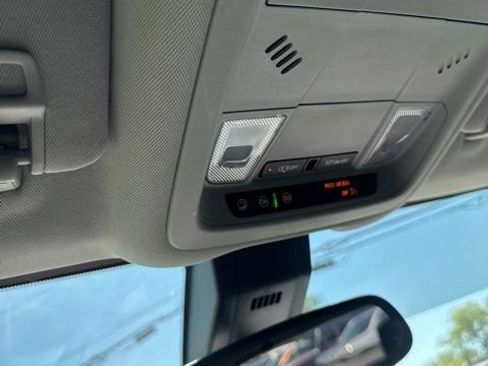 Used 2020 GMC Terrain SLE w/ Elevation Edition FWD image 23