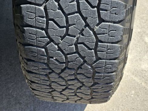 Used 2020 Chevrolet Silverado 2500 LTZ w/ LTZ Texas Edition image 11