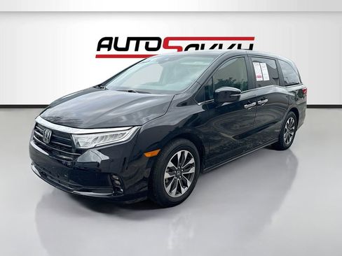Used 2024 Honda Odyssey EX-L image 3