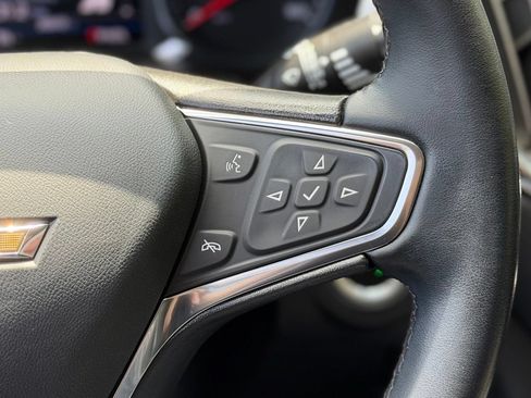 Used 2023 Chevrolet Equinox LT AWD/4WD image 10
