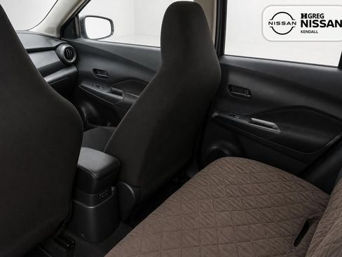 Used 2023 Nissan Kicks S FWD image 11