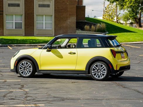 Used 2025 MINI Cooper S image 7