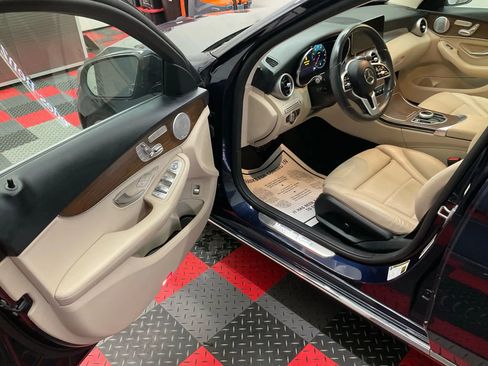 Used 2021 Mercedes-Benz C 300 4MATIC Sedan image 6