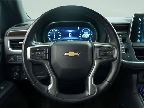 Used 2024 Chevrolet Suburban Premier image 55