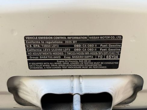 Used 2025 INFINITI QX60 Pure image 33