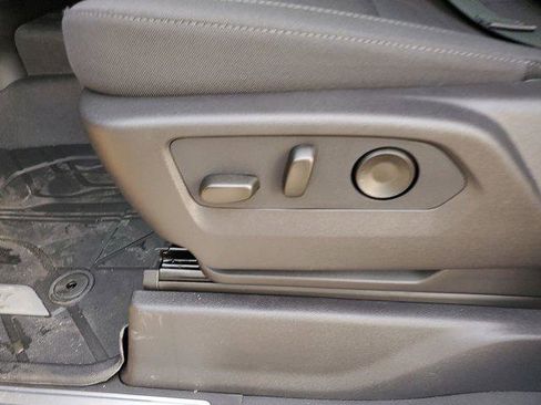 New 2026 Chevrolet Silverado 1500 LT image 18