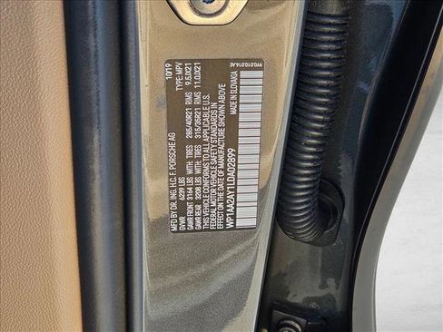 Used 2020 Porsche Cayenne image 25