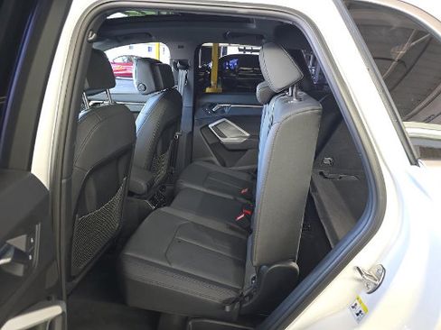 Used 2025 Audi Q3 2.0T Premium AWD/4WD image 4