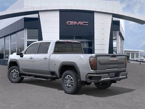 New 2026 GMC Sierra 3500 SLT image 3
