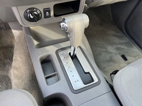 Used 2015 Nissan Frontier SV image 17