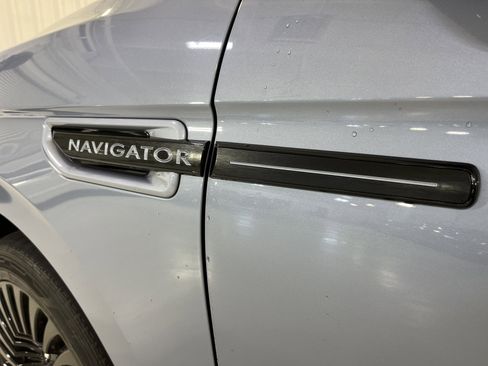 Used 2020 Lincoln Navigator Black Label AWD/4WD image 7
