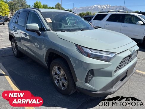 Used 2023 Toyota RAV4 XLE AWD/4WD image 6