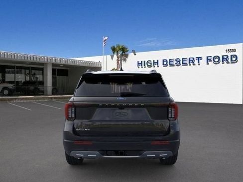 New 2026 Ford Explorer Active w/ Active Comfort Package RWD image 5