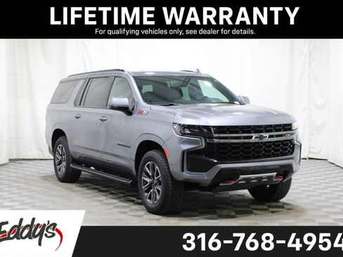 Used 2022 Chevrolet Suburban Z71 w/ Luxury Package AWD/4WD image 1