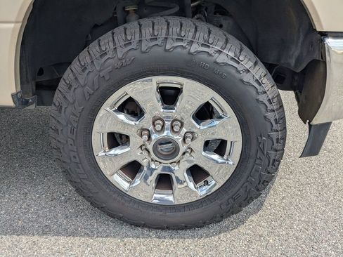 Used 2018 Ford F250 Lariat w/ Chrome Package AWD/4WD image 11