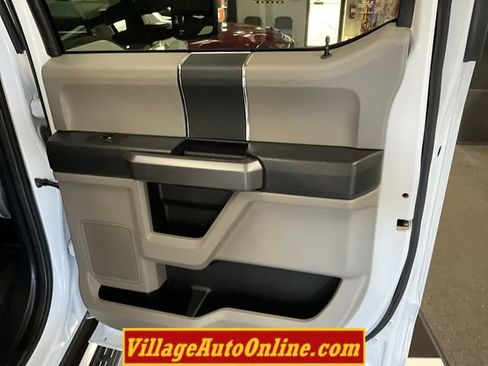 Used 2022 Ford F250 XLT w/ XLT Value Package AWD/4WD image 35