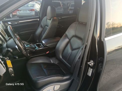 Used 2011 Porsche Cayenne image 11
