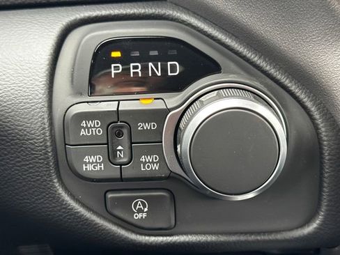 New 2026 RAM 1500 4x4 Crew Cab image 36