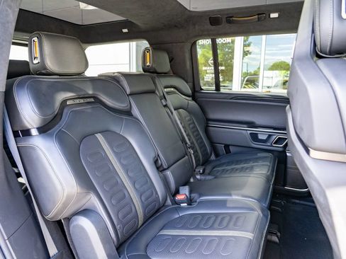 Used 2024 Rivian R1S Adventure AWD/4WD image 21
