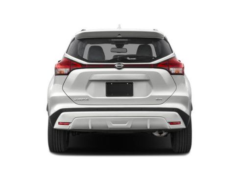 Used 2022 Nissan Kicks SR FWD image 11