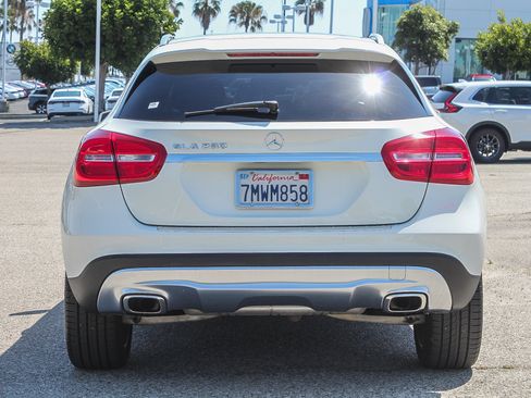Used 2015 Mercedes-Benz GLA 250 image 8