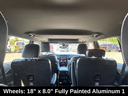 Used 2023 Jeep Grand Cherokee L Laredo AWD/4WD image 22