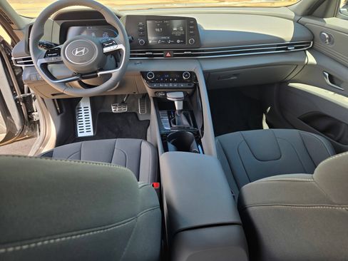 New 2026 Hyundai Elantra SEL Sport Premium FWD image 8