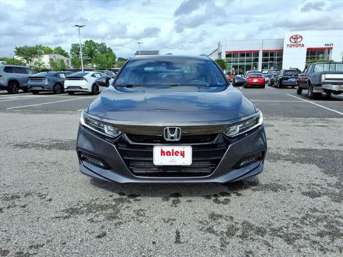 Used 2018 Honda Accord Sport image 10