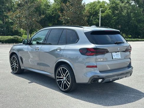 New 2026 BMW X5 xDrive40i w/ M Sport Package AWD/4WD image 3