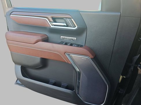 Certified 2023 GMC Sierra 1500 Denali Ultimate AWD/4WD image 32